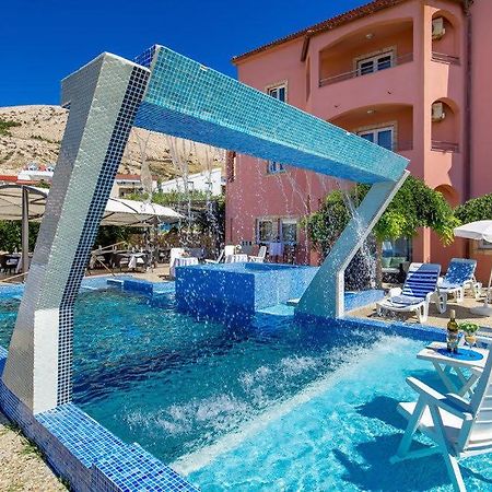 Bed & Breakfast Valentina Metajna Exterior photo